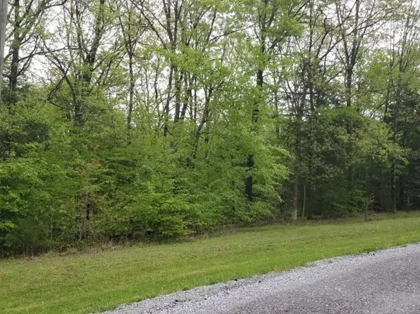 80 & 81 Saluki Way, Goreville, IL 62939