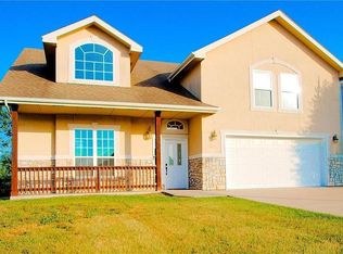 1912 Country Ridge Dr, Warrensburg, MO 64093