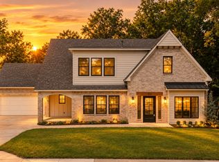 810 N Cedar Ave, Broken Arrow, OK 74012