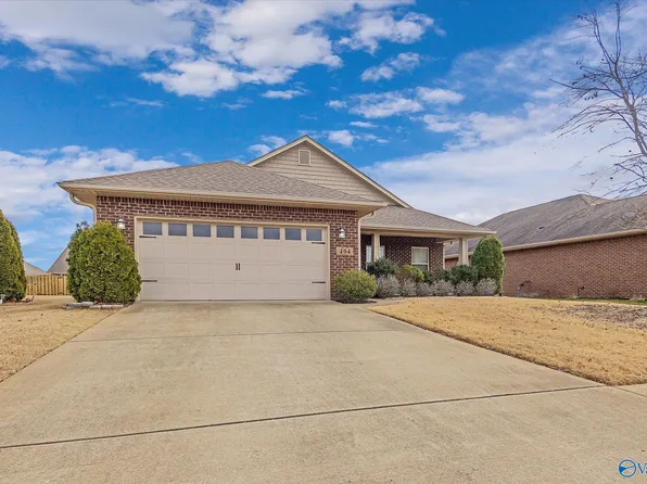 404 Mossyleaf Dr, Huntsville, AL 35824