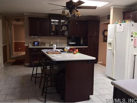 5th image of 3200 Greenwood Ln