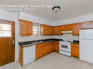 1320 W Lunt Ave APT 204, Chicago, IL 60626