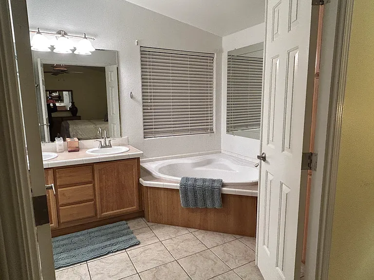 7860 E Benson Hwy — Photo 39