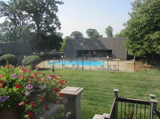 726 Worthington Forest Pl, Columbus, OH 43229