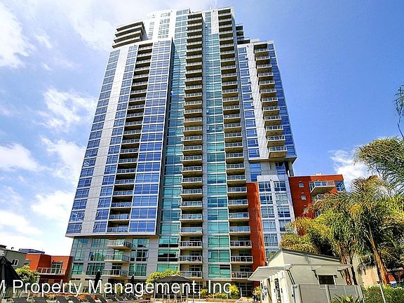 2nd image of 800 The Mark Ln Unit 1801