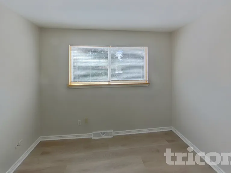1634 Keaton Ln — Photo 10
