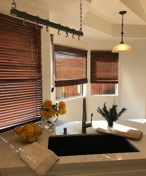 More Kitchen/sink