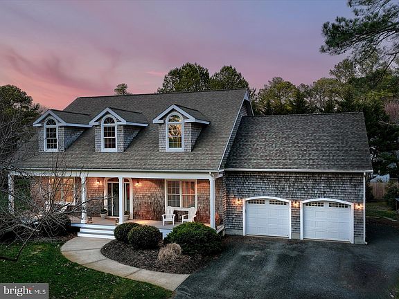 3rd image of 10651 Piney Island Dr
