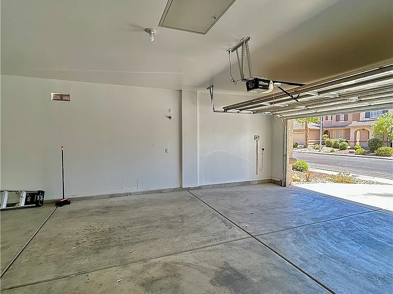 3926 Kristina Lynn Ave — Photo 31
