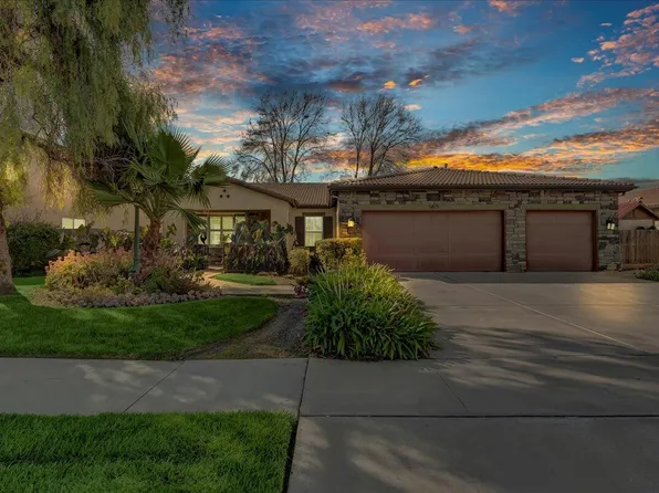 5815 W Babcock Avenue, Visalia, CA 93291