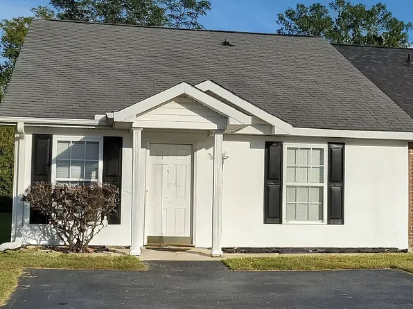 108 Pender Row Cir, Ninety Six, SC 29666