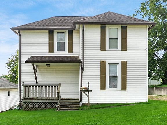 2nd image of 227 Race St