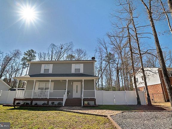 3rd image of 385 Piney Forest Dr