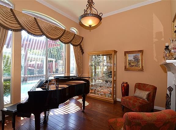 4th image of this home