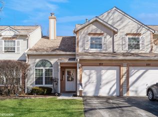 227 Ascot Ln, Streamwood, IL
