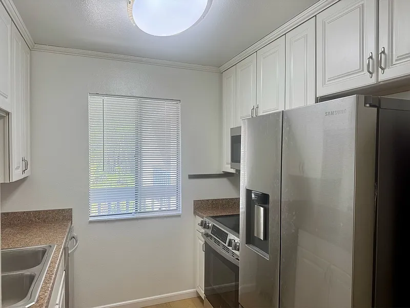 2 bed, 1.0 bath, 677 sqft, $2,495 — Photo 4
