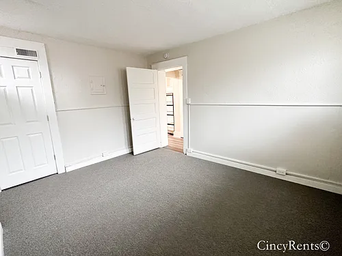 3138 Bishop St #7 — Photo 10