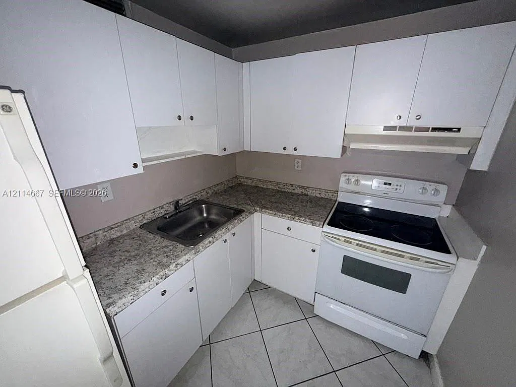 Los Suenos Condo — Photo 2