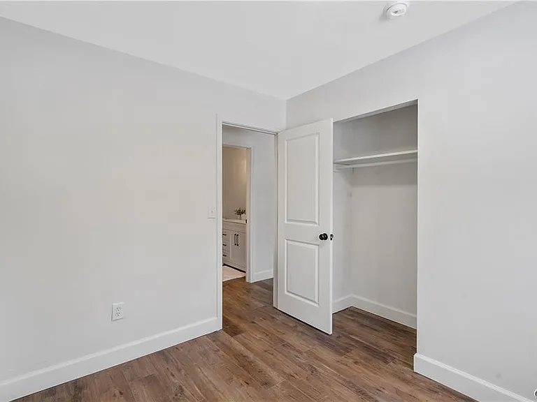 7891 Areopagitica Ave — Photo 20