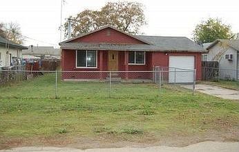 2nd image of 930 Myrna Ave