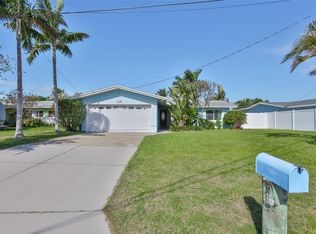 538 Lillian Dr, Madeira Beach, FL 33708