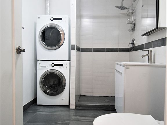 5th image of 556 W 184th St #Basement