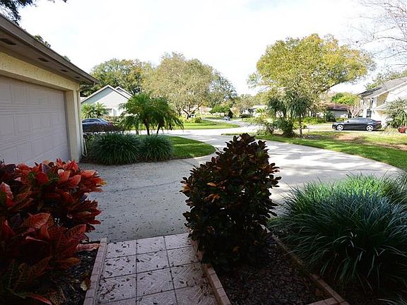 2nd image of 4619 Glenside Cir