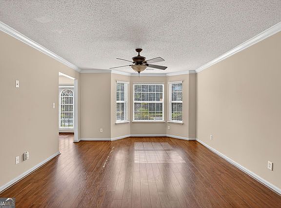 3rd image of 1534 Gunstock Ct