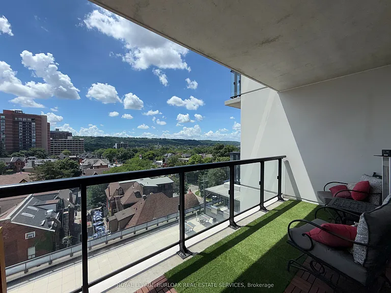 15 Queen St S #701 — Photo 17