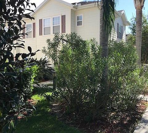 2nd image of 5350 Diplomat Ct #105