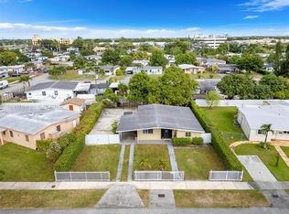 11461 SW 41st Ter, Miami, FL 33165