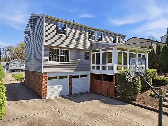 5th image of 44 Forest Glen Dr