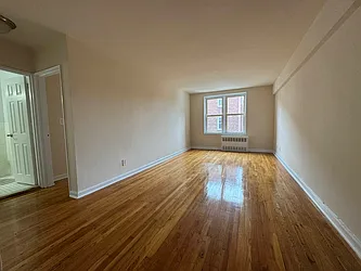 Rented by Hillel Realty Group