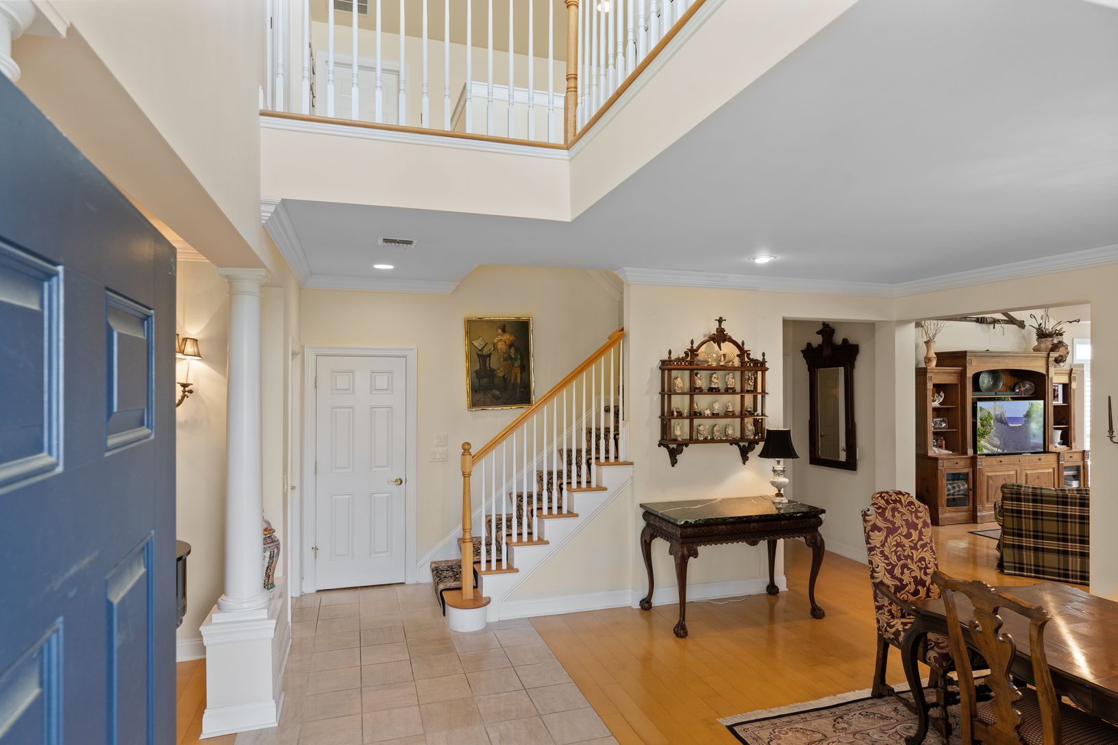  Double Story Entrance 