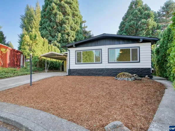 6895 Fairway Ave SE, Salem, OR 97306
