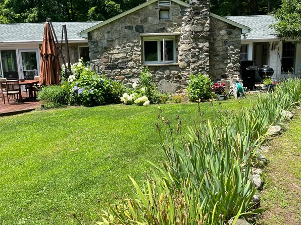 56 Todd Hill Rd, West Cornwall, CT 06796