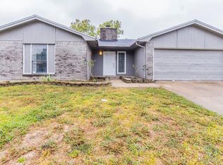 226 Myrtle Dr, Arlington, TX 76018