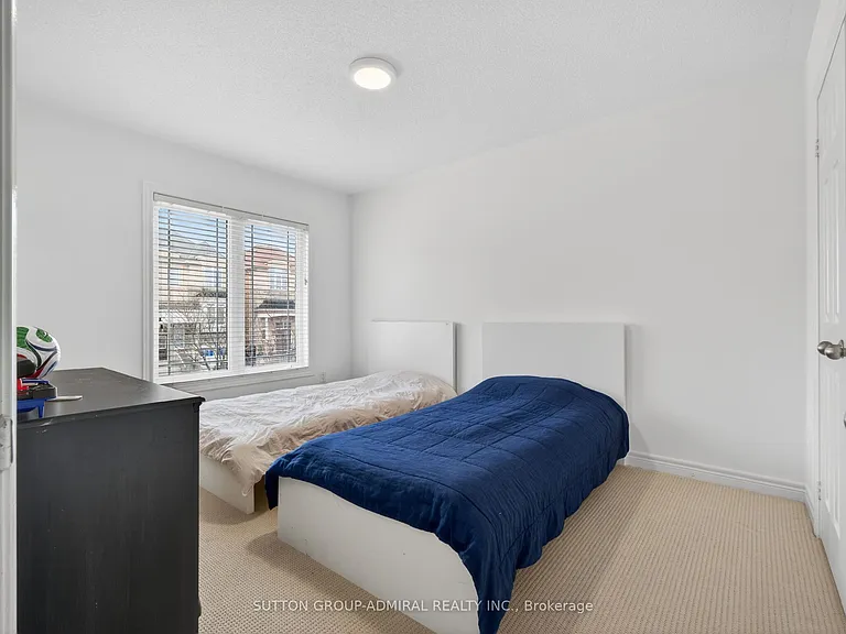 21 Asner Ave — Photo 17