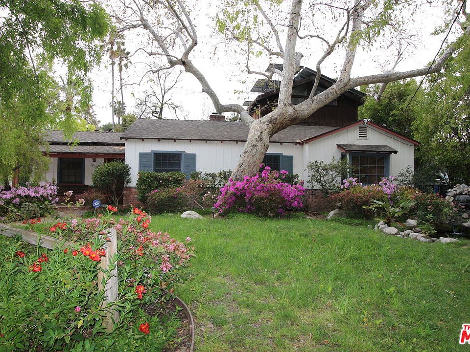 12302 Tiara St Valley Village CA 91607 Zillow
