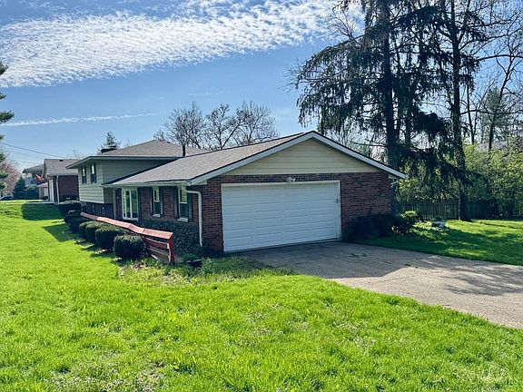 2nd image of 1519 Christine Dr
