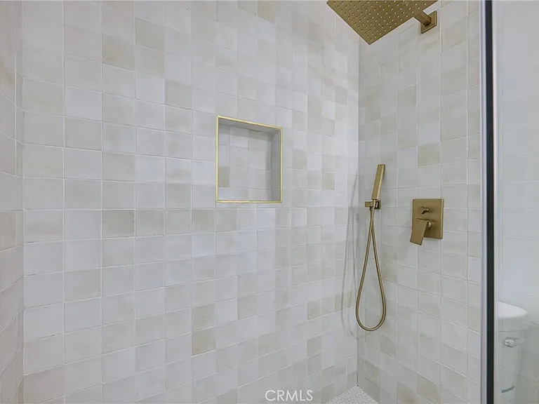 5402 Jefferson St — Photo 55