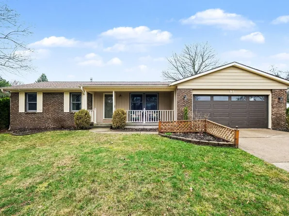 25 Gibraltar Dr NE, Rockford, MI 49341
