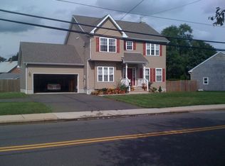 661 Harris Ave, Middlesex, NJ 08846