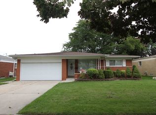 31022 Moceri Cir, Warren, MI
