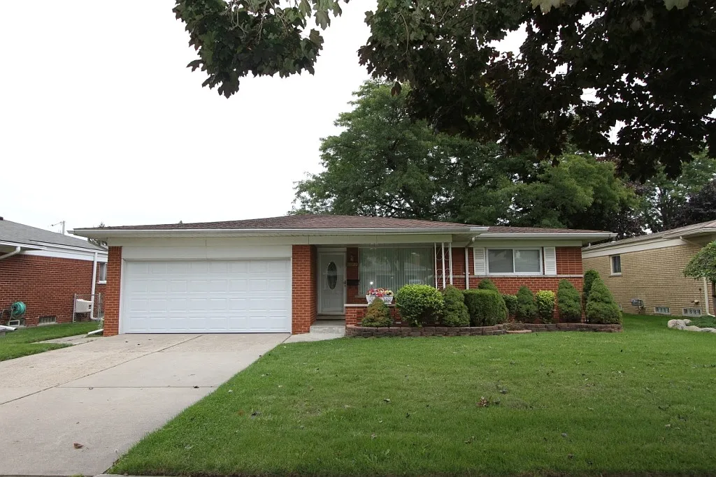 31022 Moceri Cir photo 1