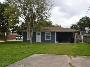 106 Highland Ave, Belle Chasse, LA 70037