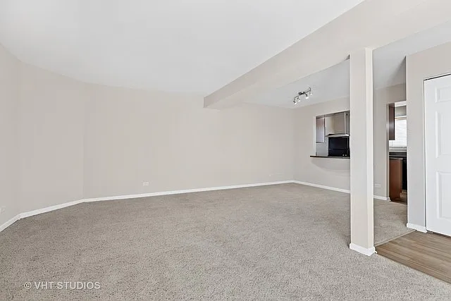 1532 Westminster Dr #108 — Photo 3
