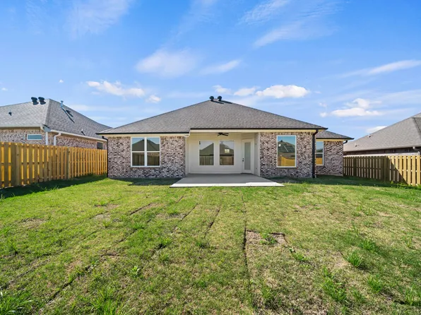 1703 E Main St, Whitehouse, TX 75791