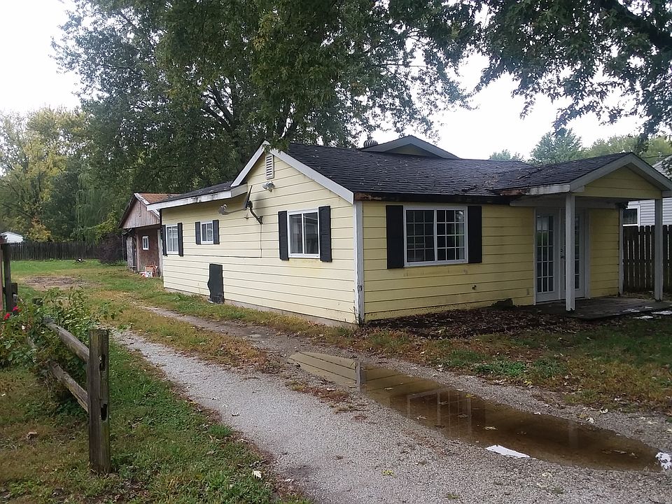 2nd image of 1815 N Delphos St
