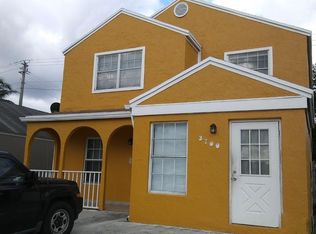 3700 Marlberry Ln, Hollywood, FL 33025